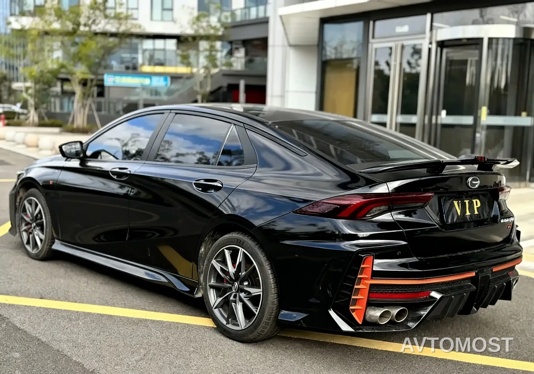 GAC Trumpchi Emkoo 2023 400T Automatic R PRO — фото 12