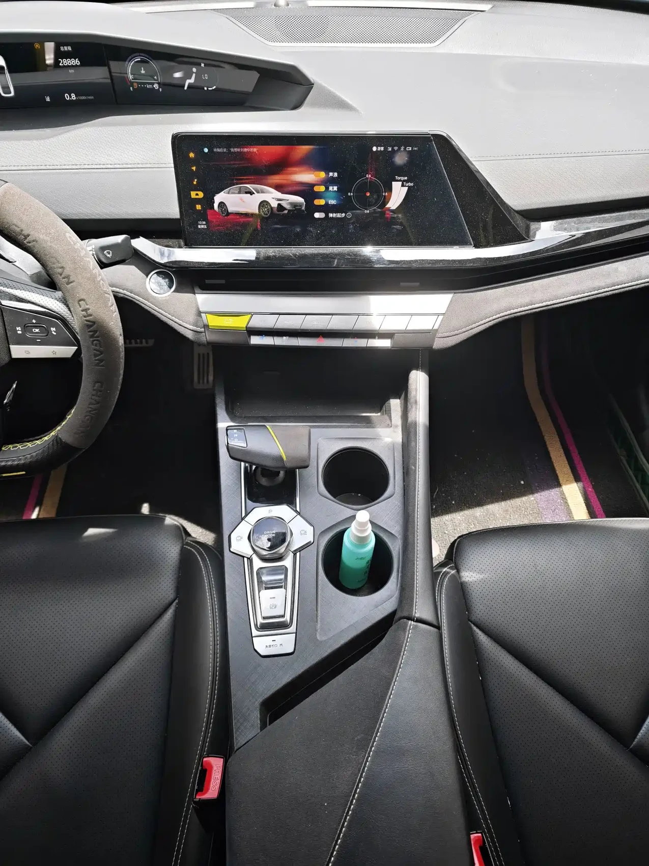 Changan UNI-V 2022 1.5T Sport Edition — фото 9