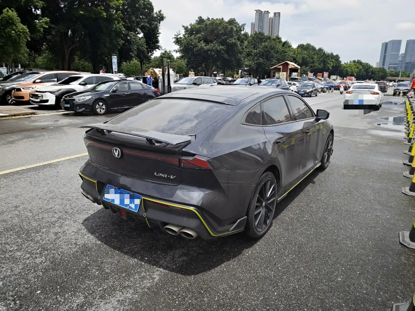 Changan UNI-V 2022 1.5T Sport Edition — фото 15