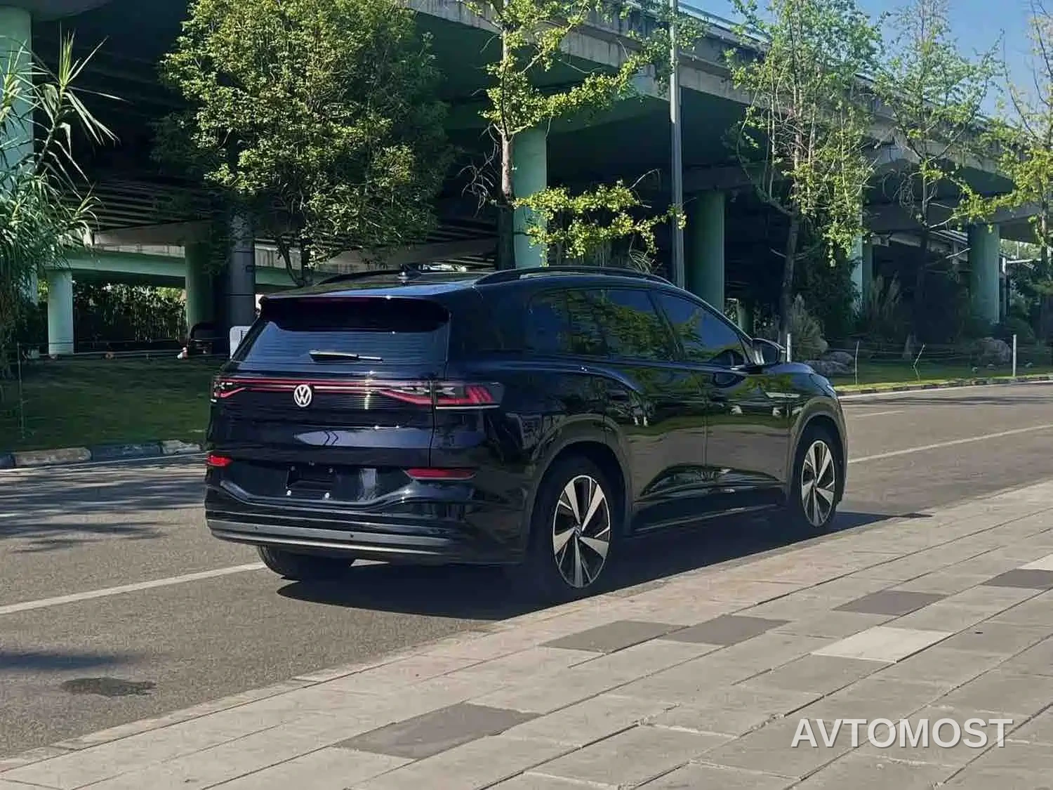 Volkswagen ID.6 X 2023 Upgraded Ultimate Intelligent Long Range Edition — фото 4