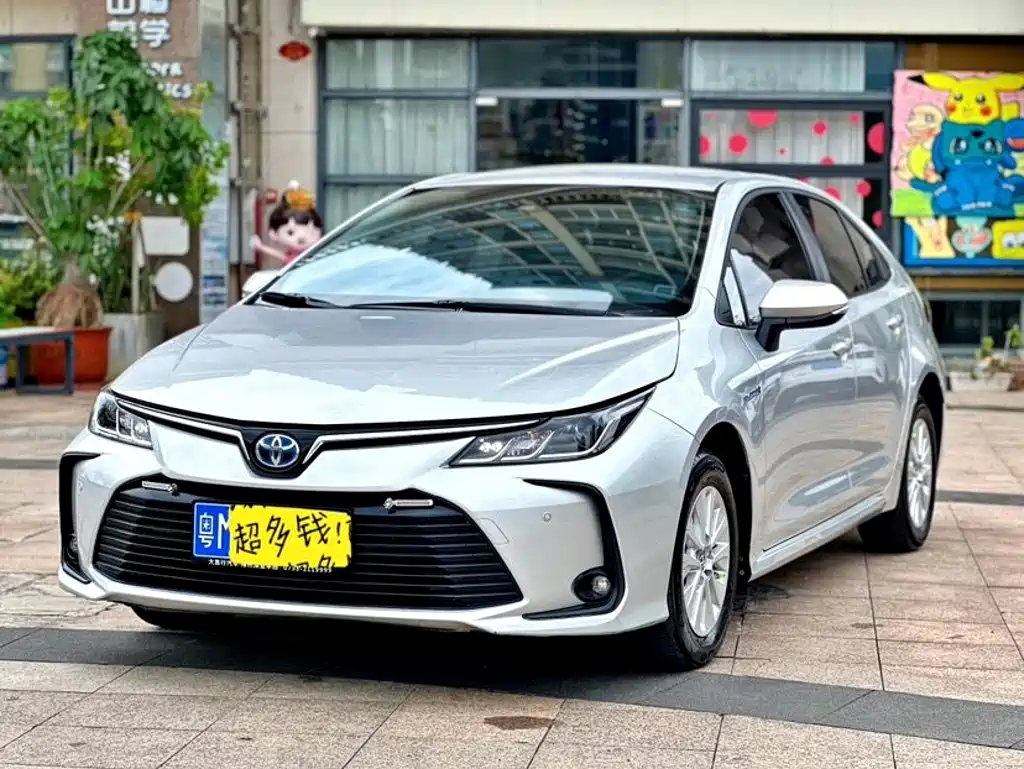 Toyota Corolla 2021 Hybrid 1.8L E-CVT Pioneer Edition — фото 1
