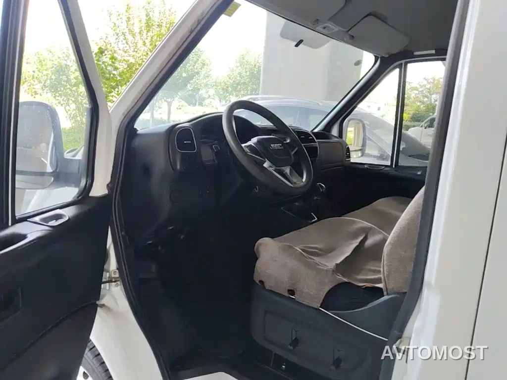Jiangling Tesun 2021 2.8T Space King Regular Short Wheelbase Medium-high Roof 3-seater Diesel China VI JX493 — фото 16