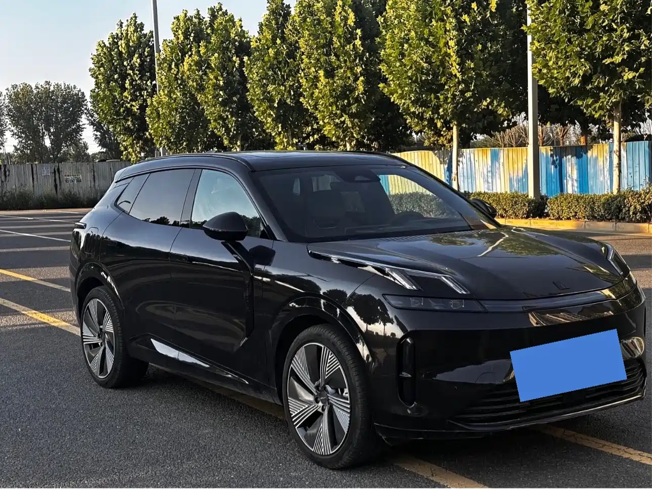 Lynk & Co 08 EM-P 2023 120km Long Range Pro — фото 3