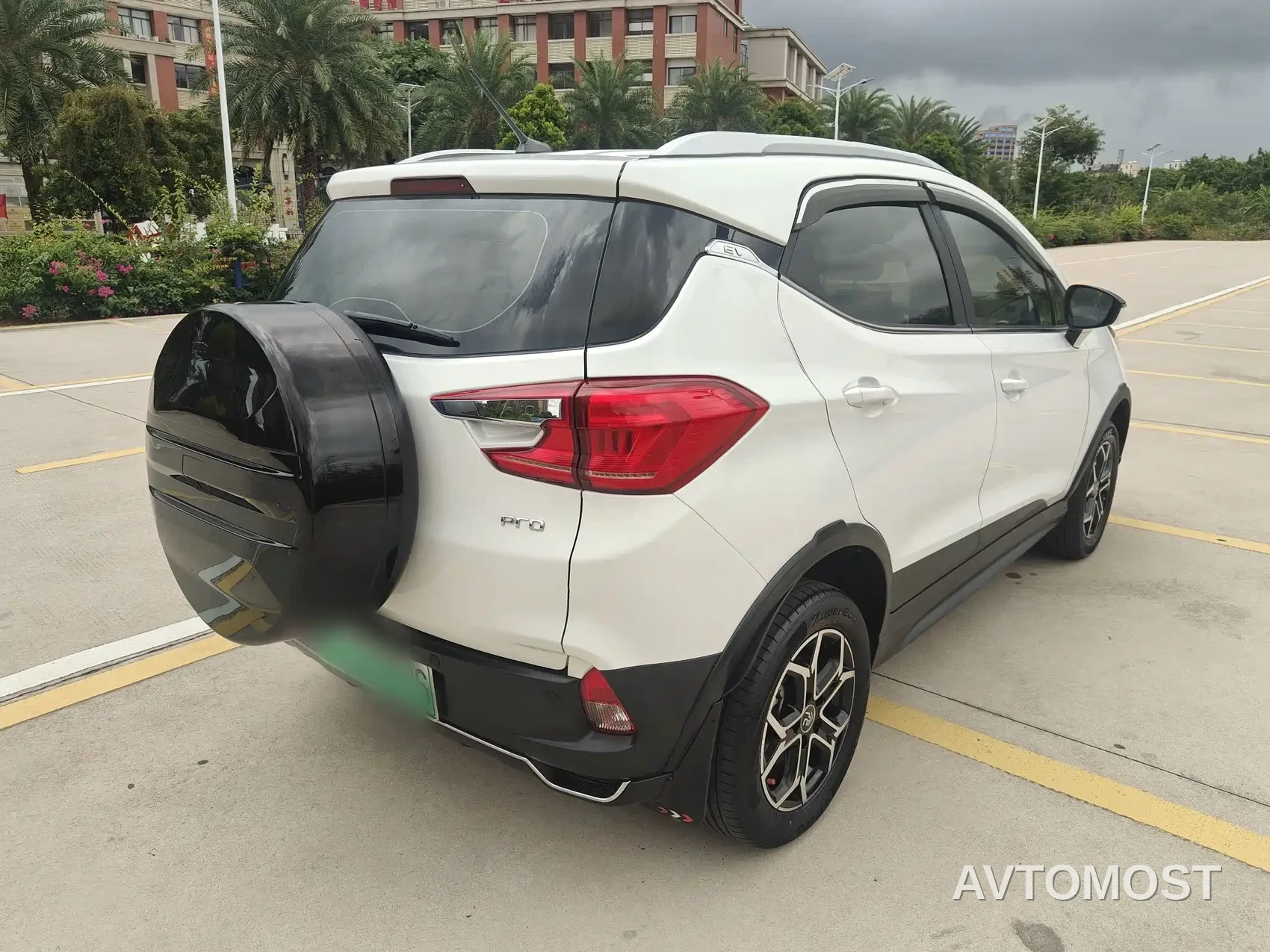BYD Yuan Pro 2021 Eternal Love Edition — фото 2
