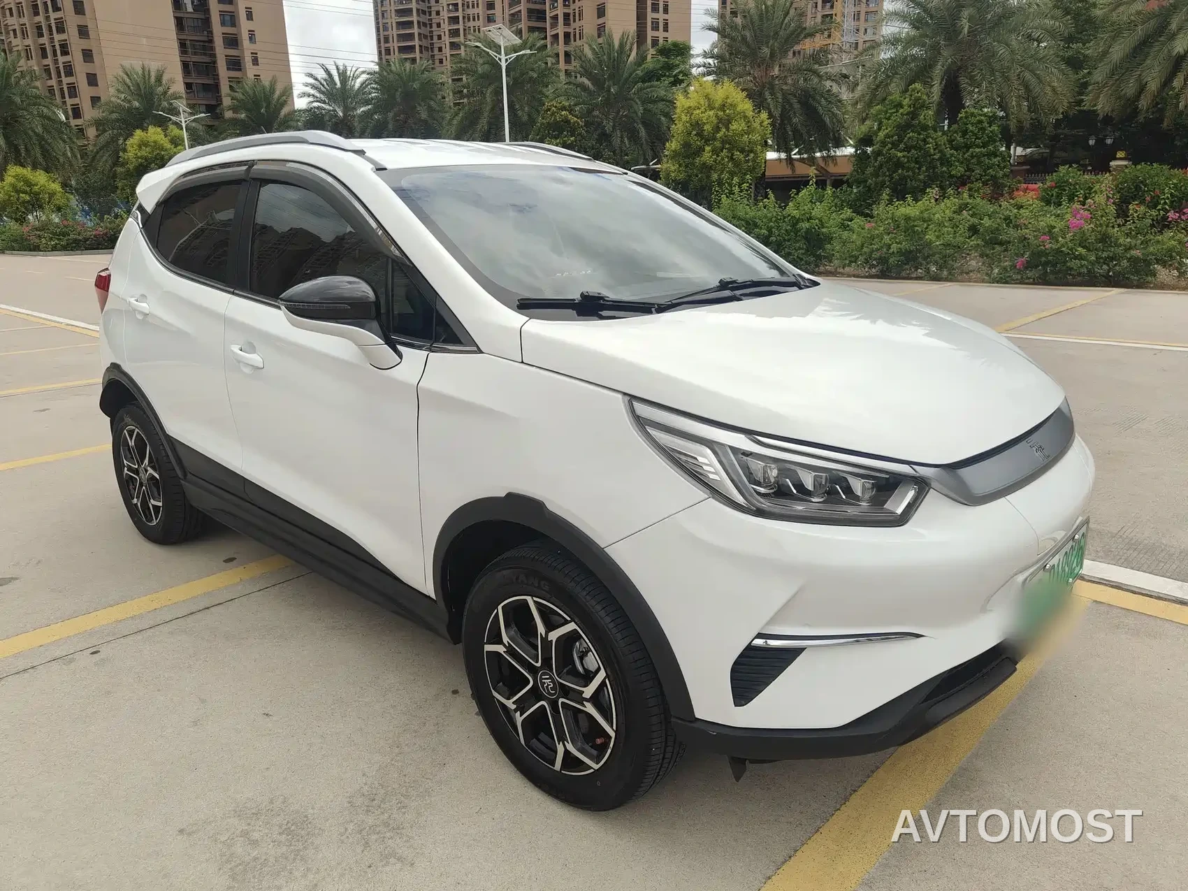BYD Yuan Pro 2021 Eternal Love Edition — фото 3
