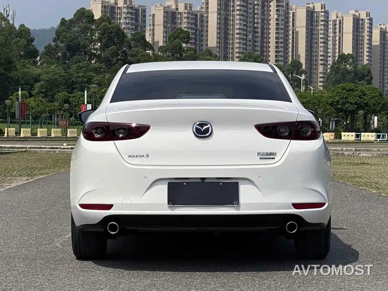 Mazda3 Axela 2022 Mazda3 1.5L Manual Basic Edition — фото 10