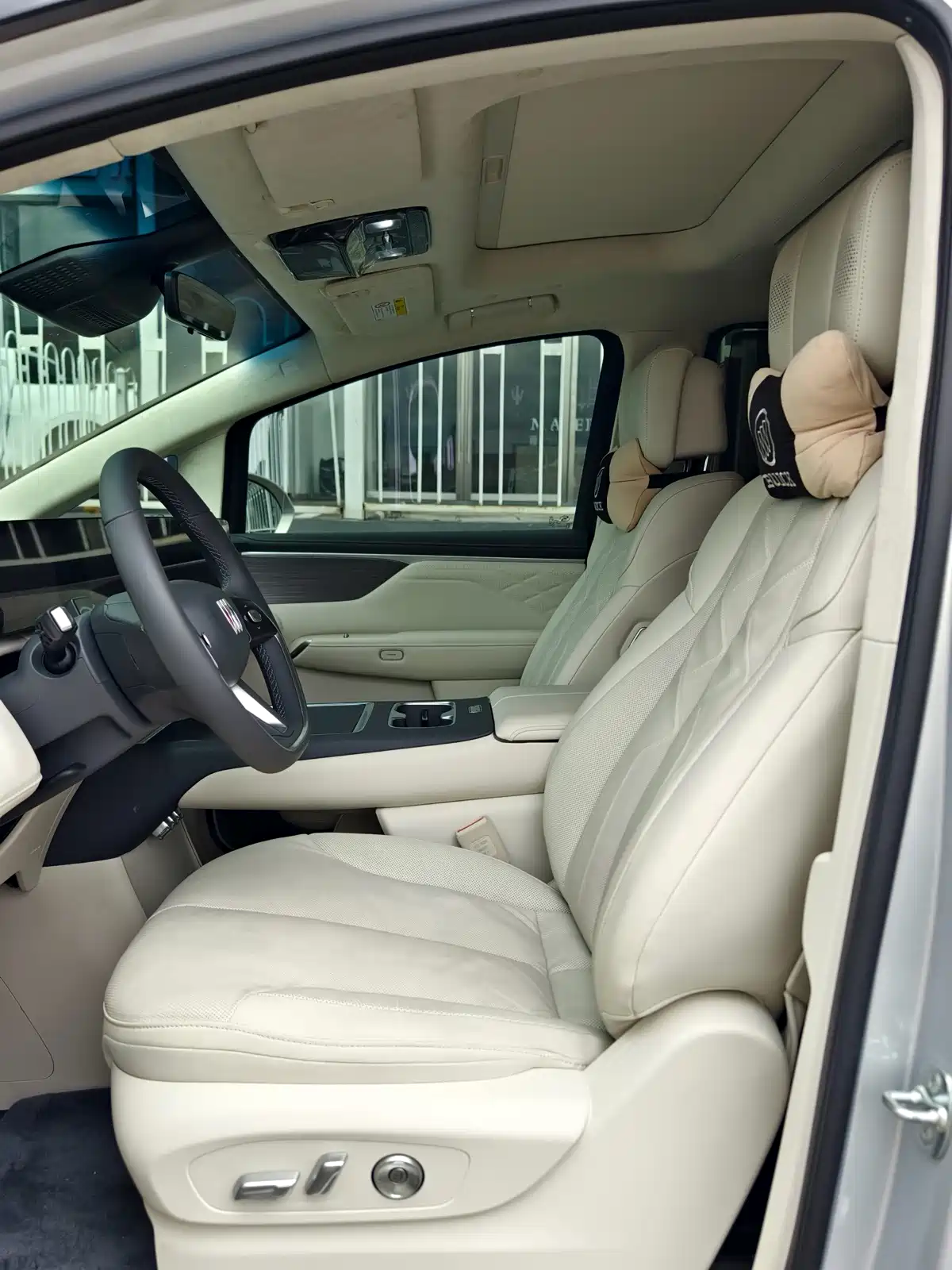 Buick Zhijing Shijia 2026 Model PHEV Base Version — фото 9