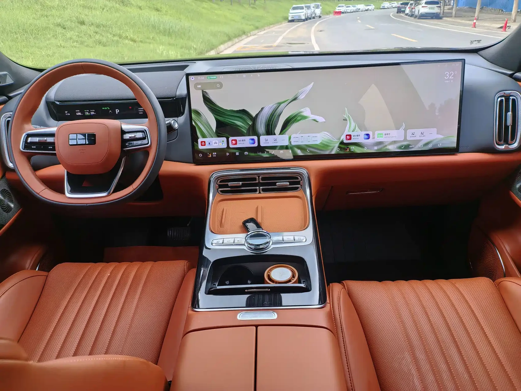 Geely Galaxy M9 2025 Model 230km 2WD Explorer+ Edition — фото 18