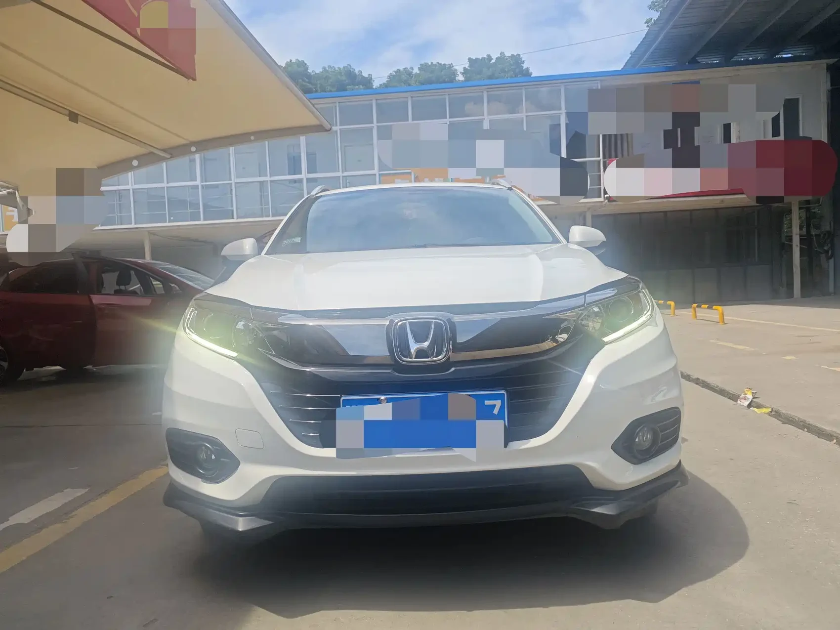 Honda Vezel 2020 1.5L CVT Pioneer — фото 2