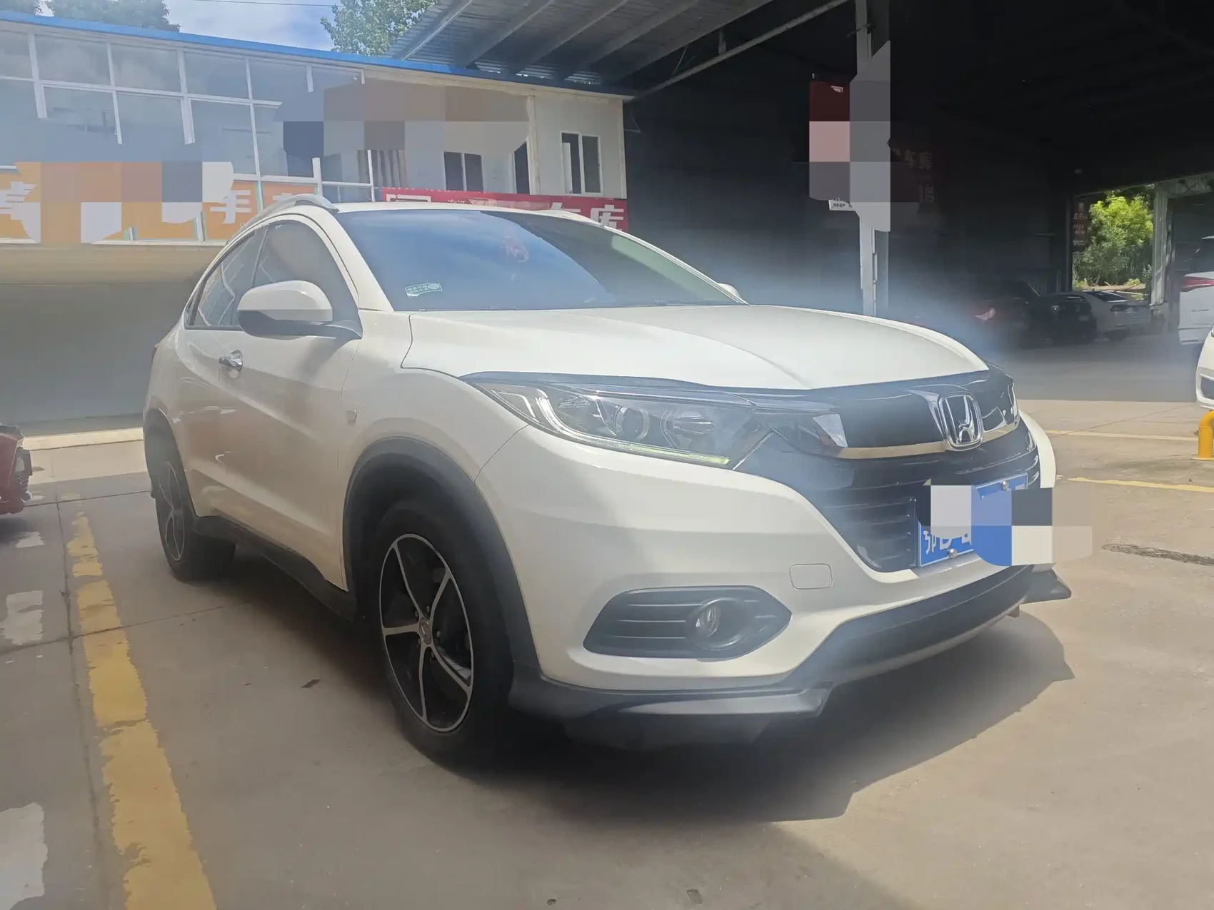 Honda Vezel 2020 1.5L CVT Pioneer — фото 3