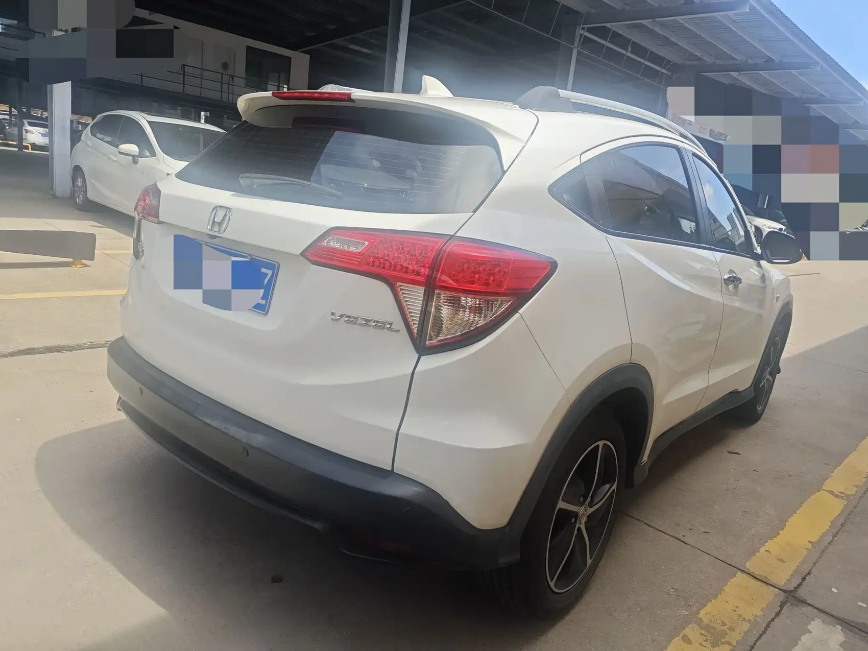 Honda Vezel 2020 1.5L CVT Pioneer — фото 7