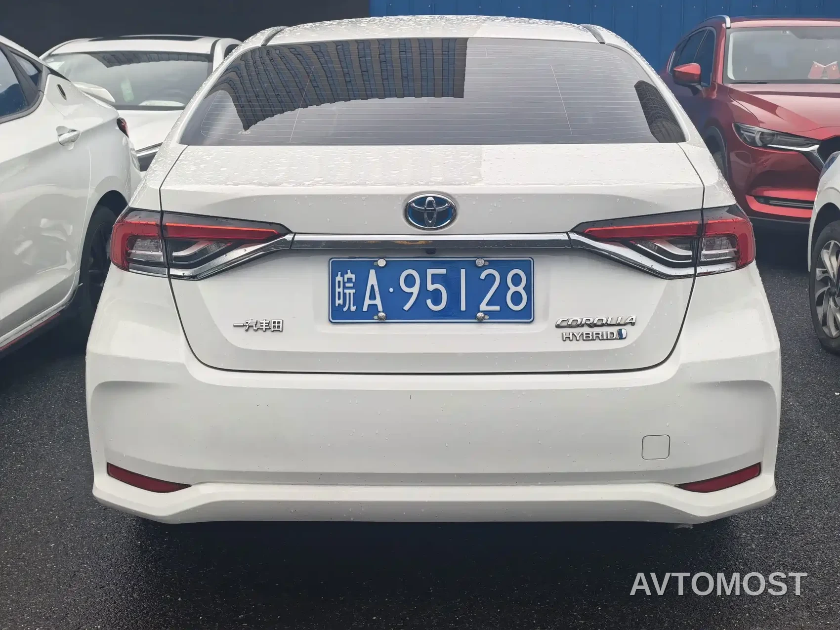 Toyota Corolla 2021 Hybrid 1.8L E-CVT Elite Edition — фото 5