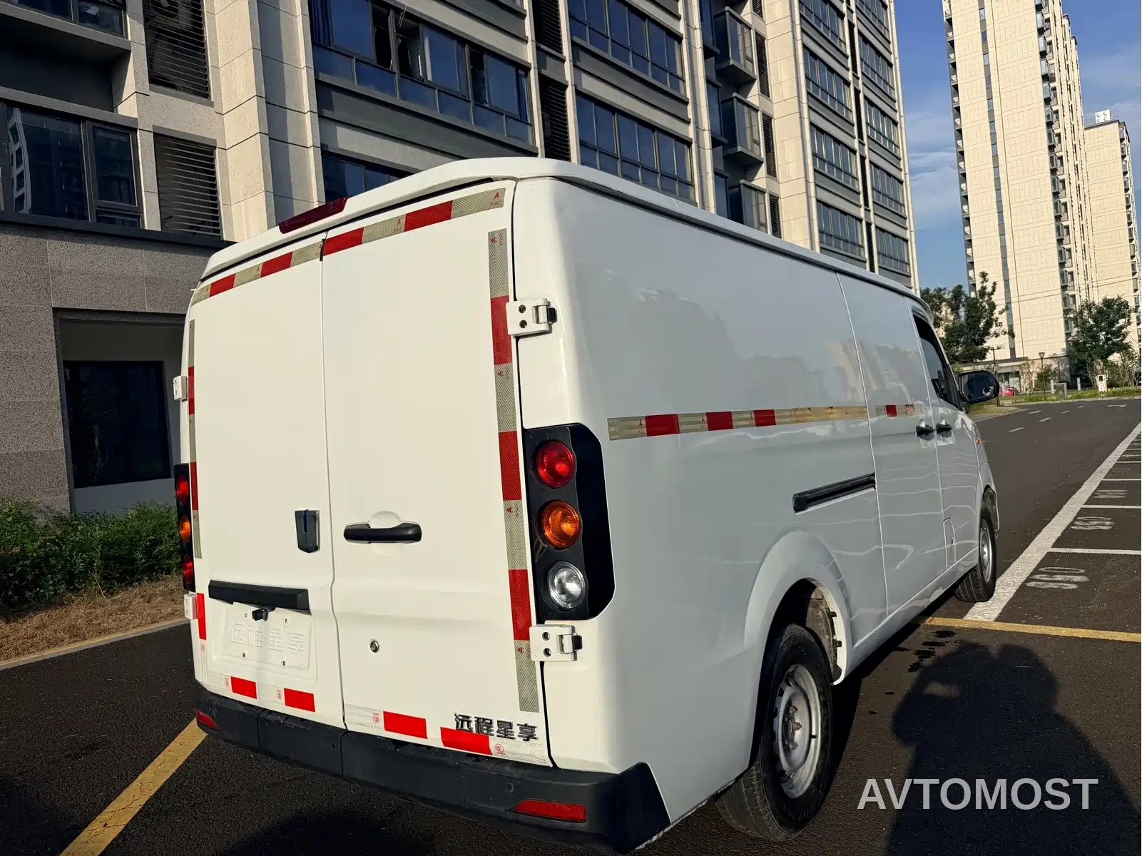 Yuan Cheng FarStar V 2022 Xingxiang V6E Premium Long Wheelbase Gotion 38.7kWh — фото 8