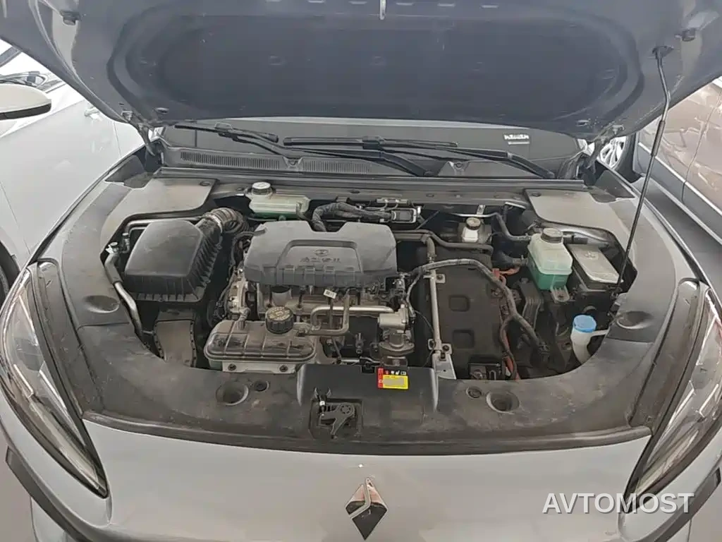 Baojun Yunhai 2024 60km Plug-in Hybrid — фото 10
