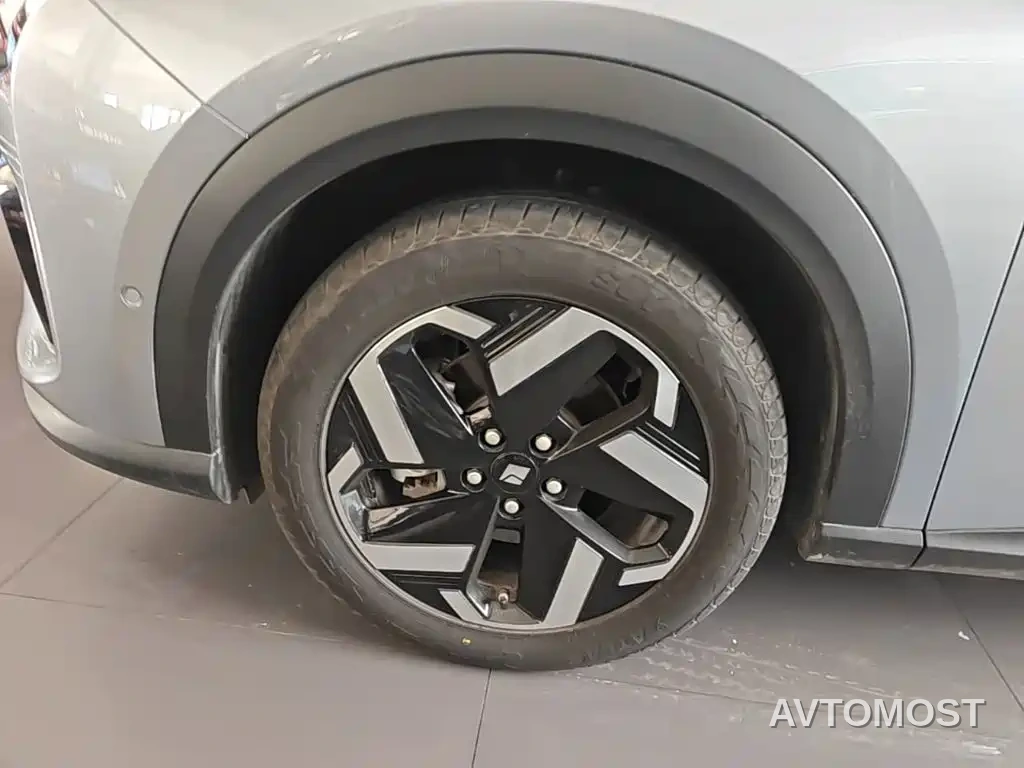 Baojun Yunhai 2024 60km Plug-in Hybrid — фото 13