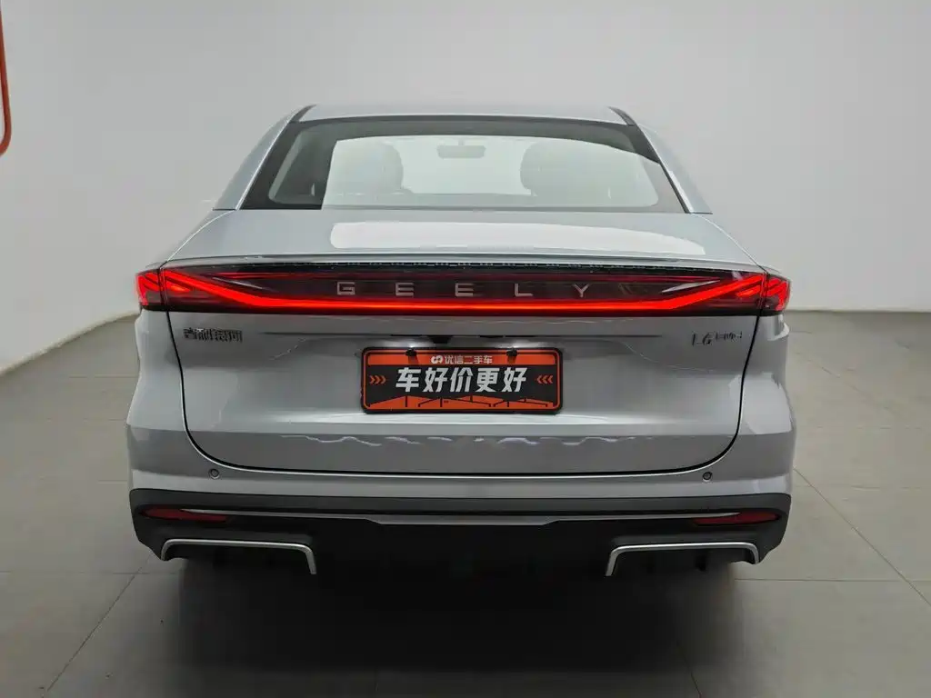Geely Galaxy L6 2025 EM-i 60km Explorer Edition — фото 4