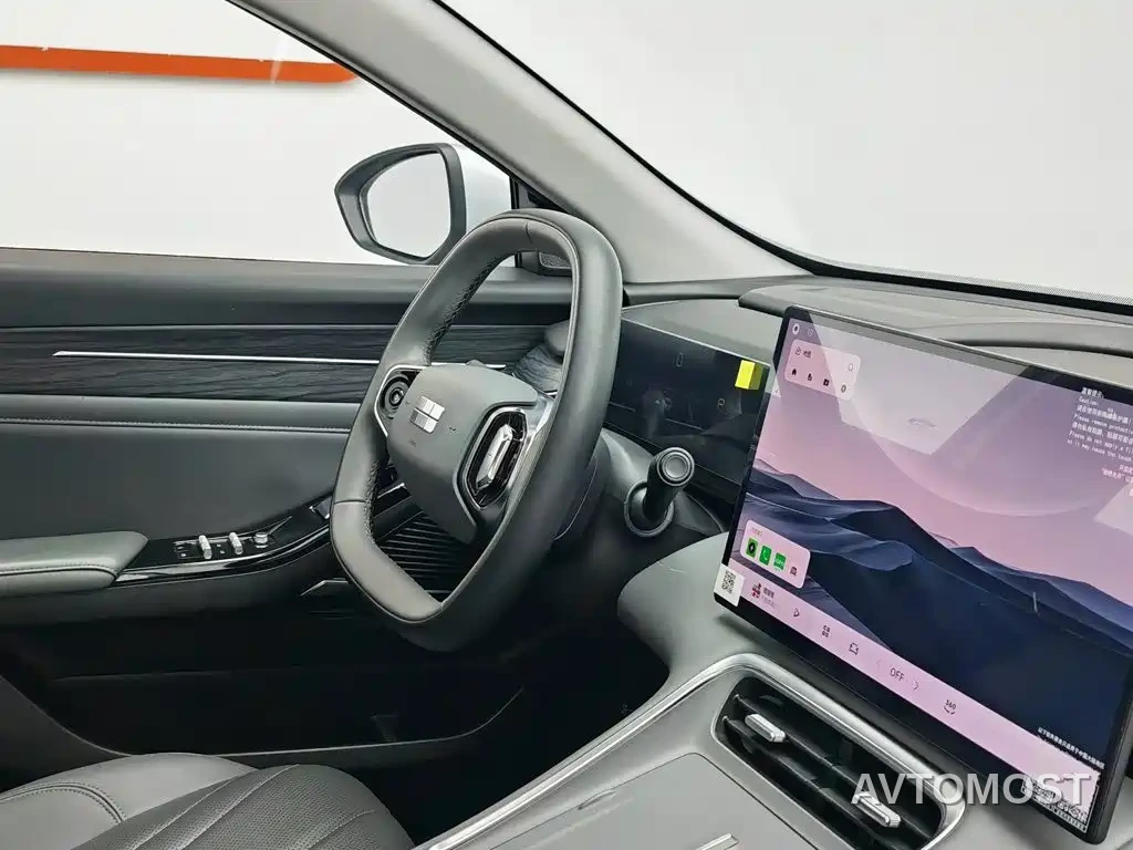 Geely Galaxy L6 2025 EM-i 60km Explorer Edition — фото 22