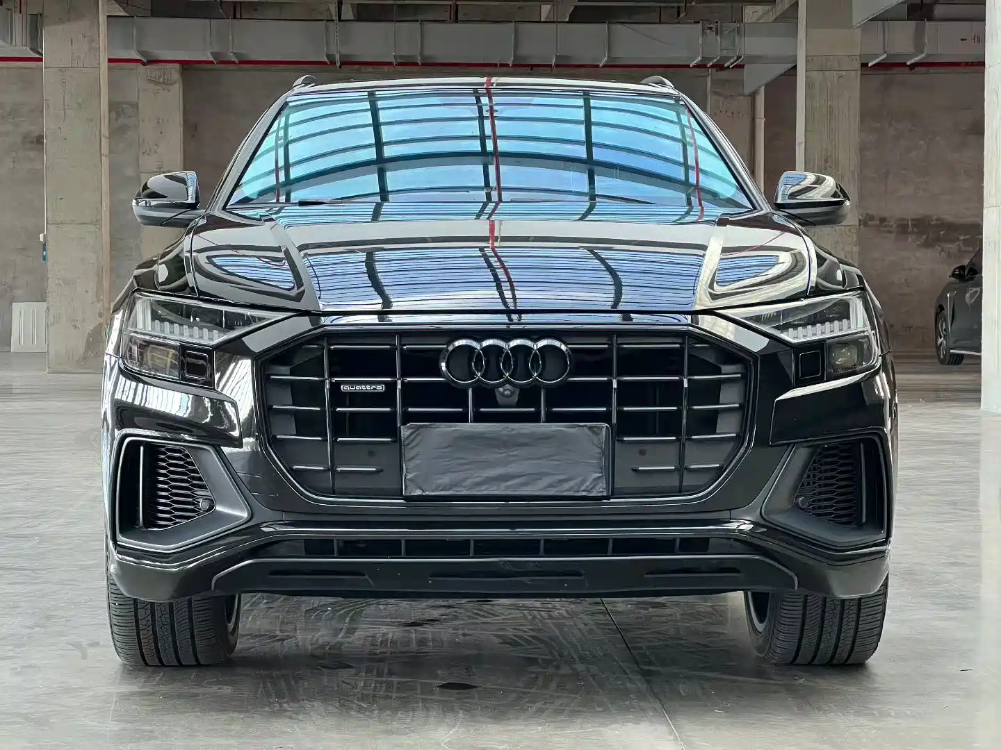 Audi Q8 2022 55 TFSI Luxury Dynamic — фото 2