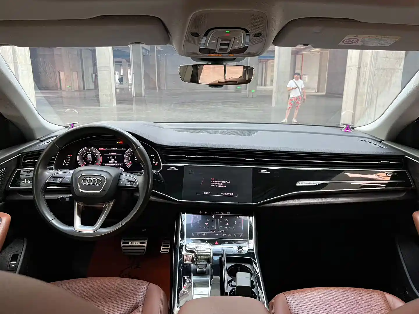 Audi Q8 2022 55 TFSI Luxury Dynamic — фото 6