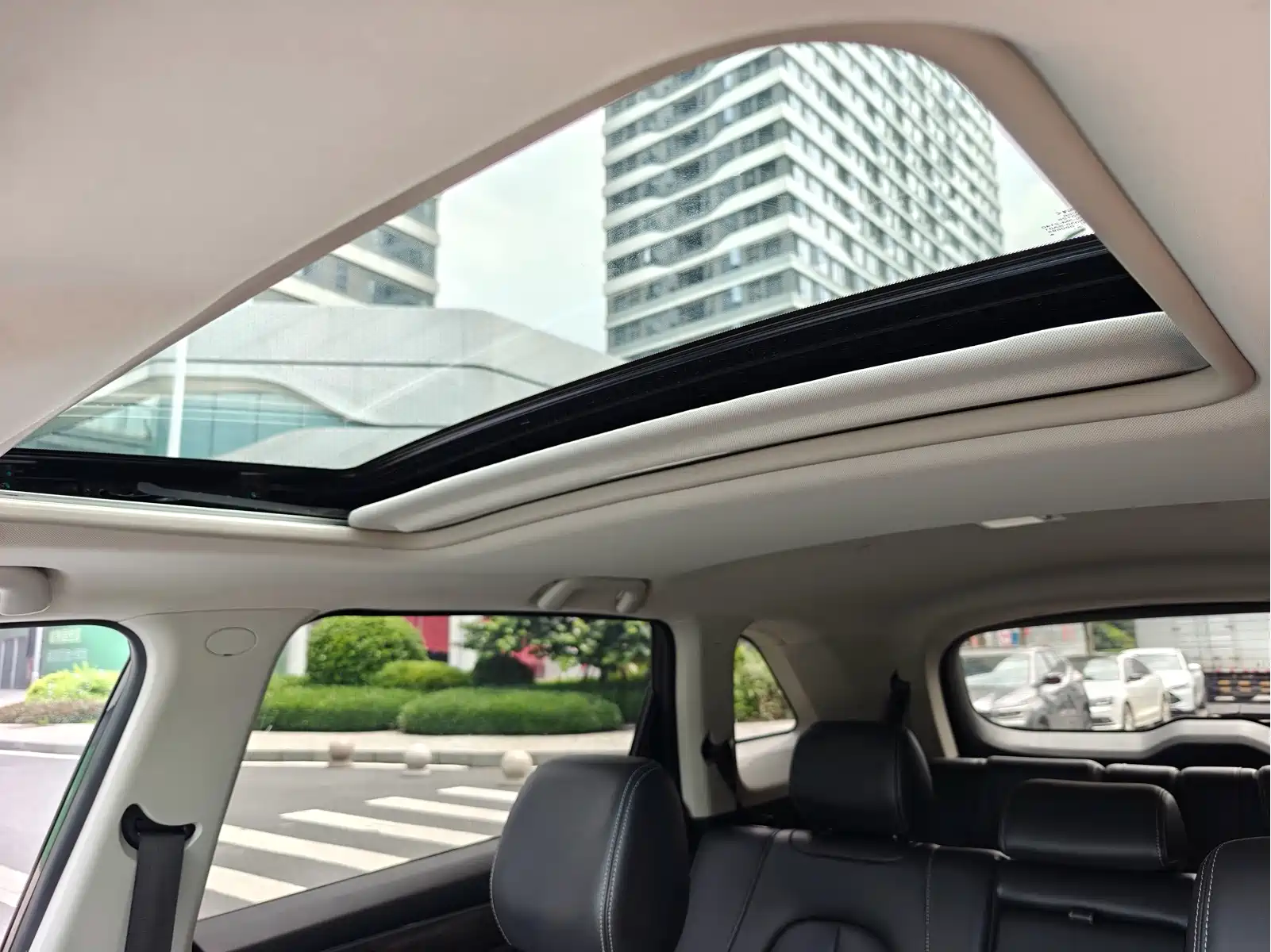 Landian E5 2024 Glory Edition 100KM Premium Type 7-Seater — фото 13
