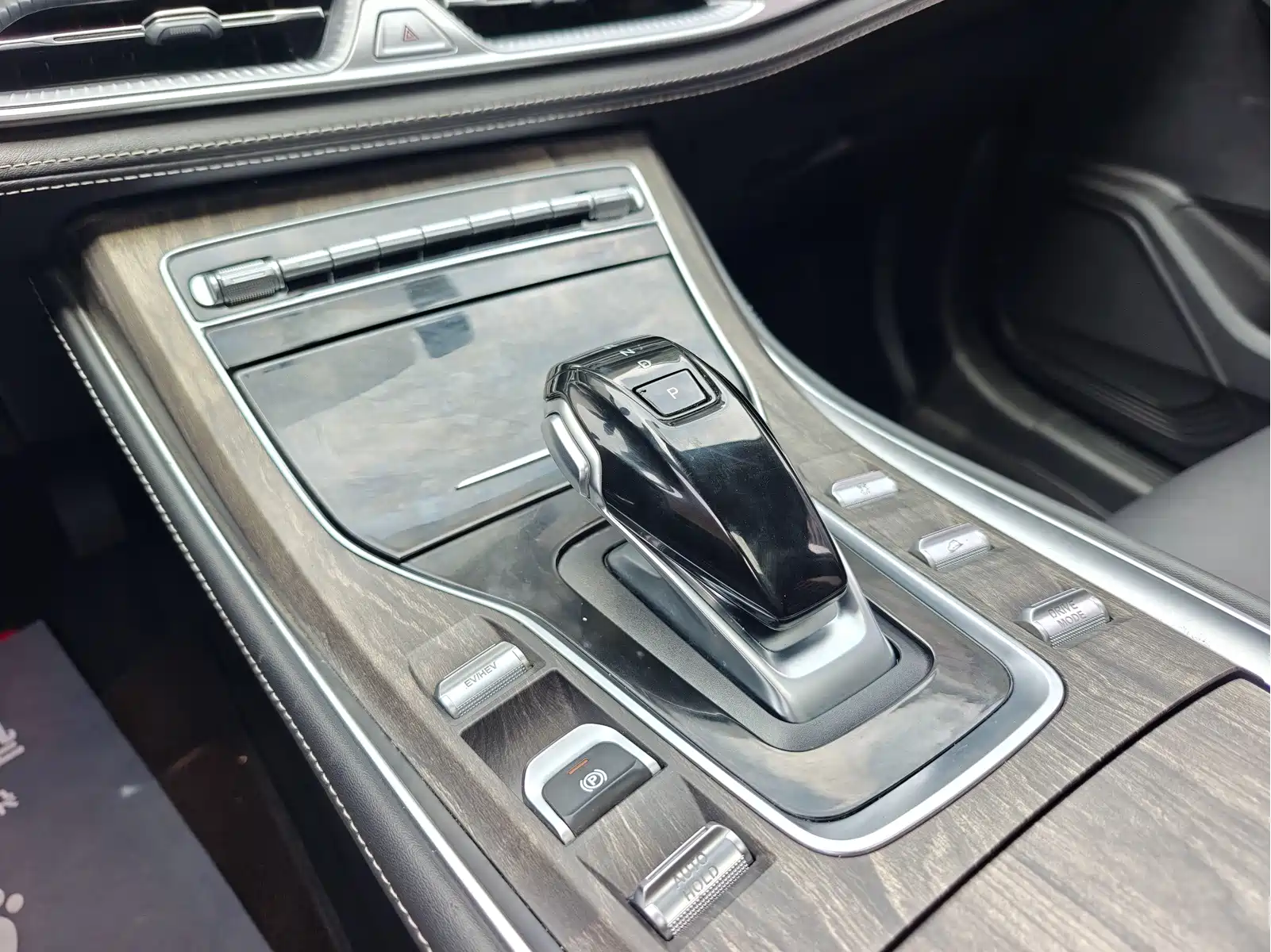 Landian E5 2024 Glory Edition 100KM Premium Type 7-Seater — фото 14