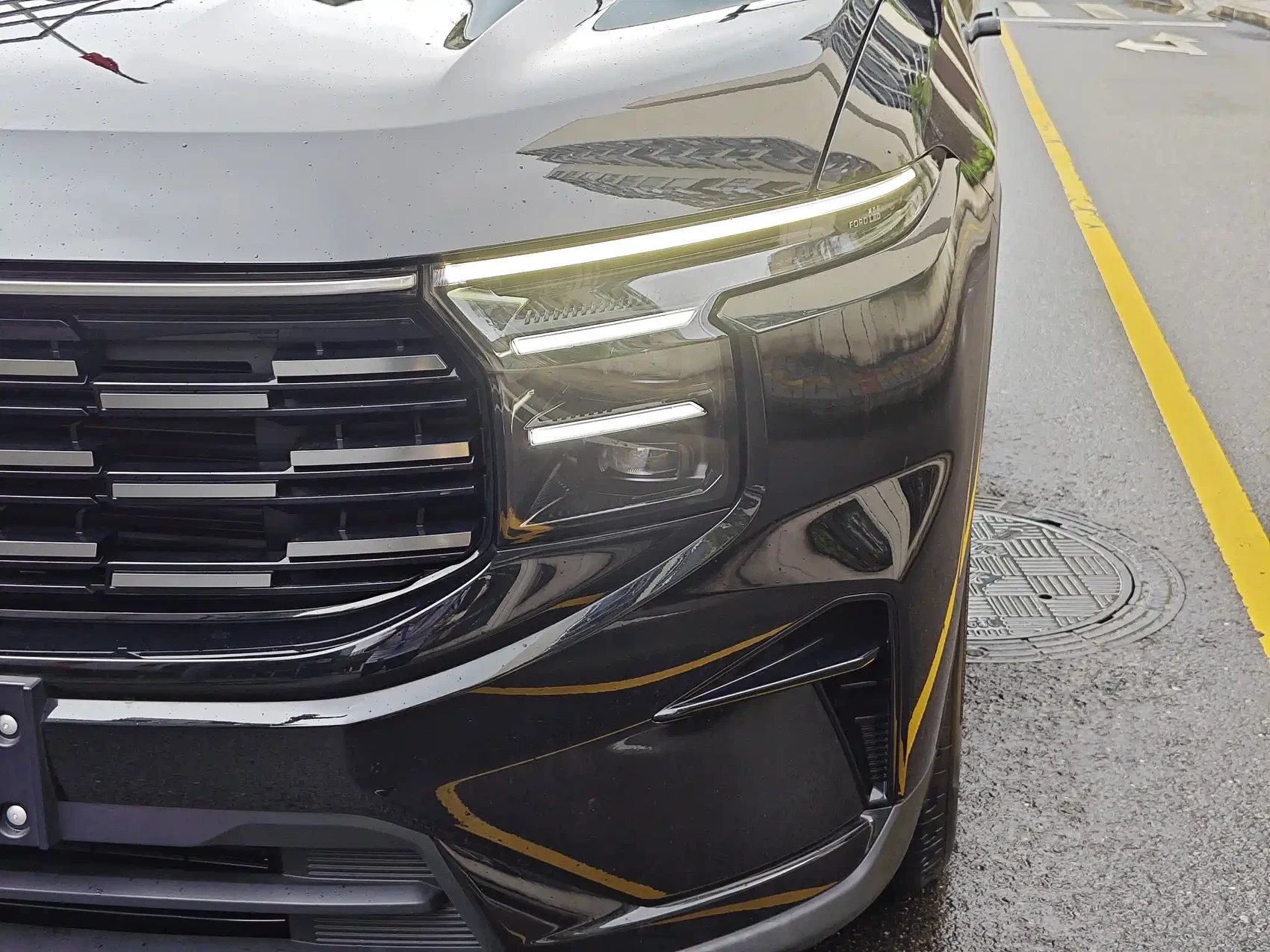 Ford Edge 2025 Edge L 2.0T EcoBoost E Hybrid FWD 7-seater Luxury — фото 4