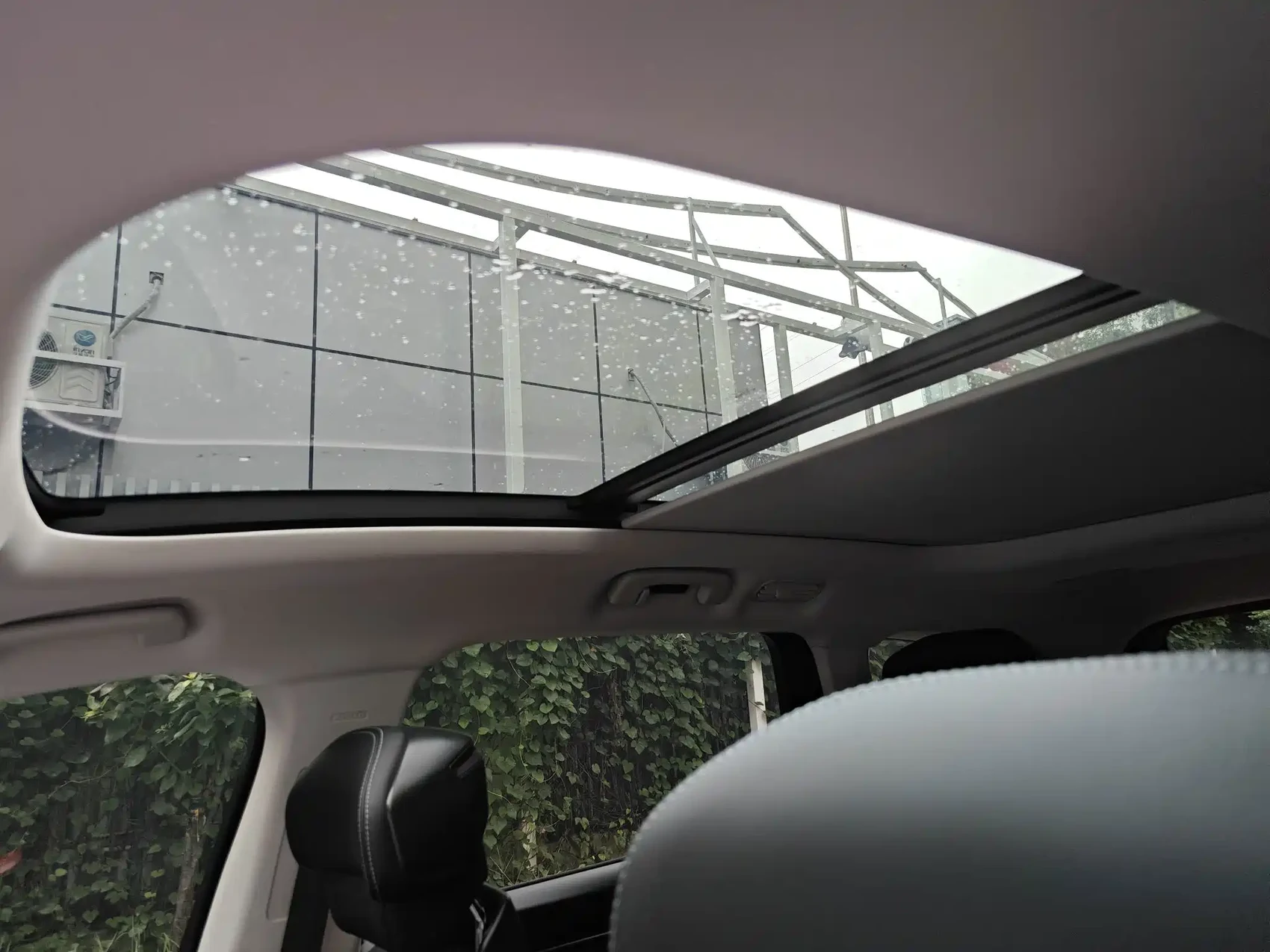 Ford Edge 2025 Edge L 2.0T EcoBoost E Hybrid FWD 7-seater Luxury — фото 16