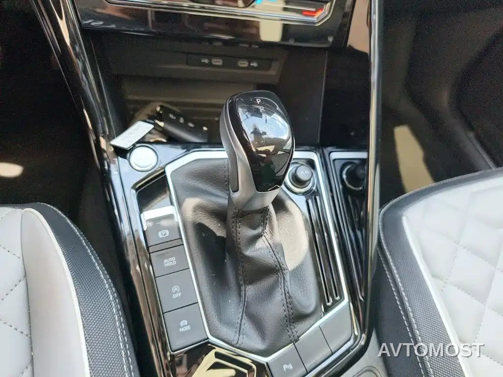 Volkswagen Tayron 2024 330TSI 2WD Luxury Plus Advanced — фото 7