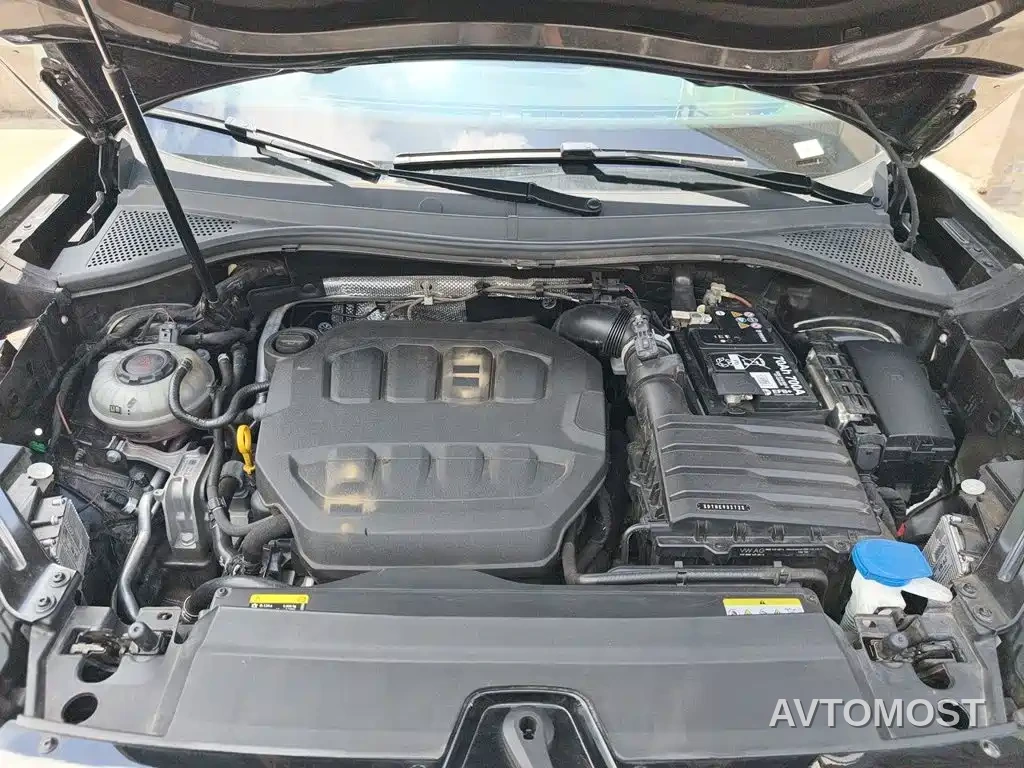 Volkswagen Tayron 2024 330TSI 2WD Luxury Plus Advanced — фото 11