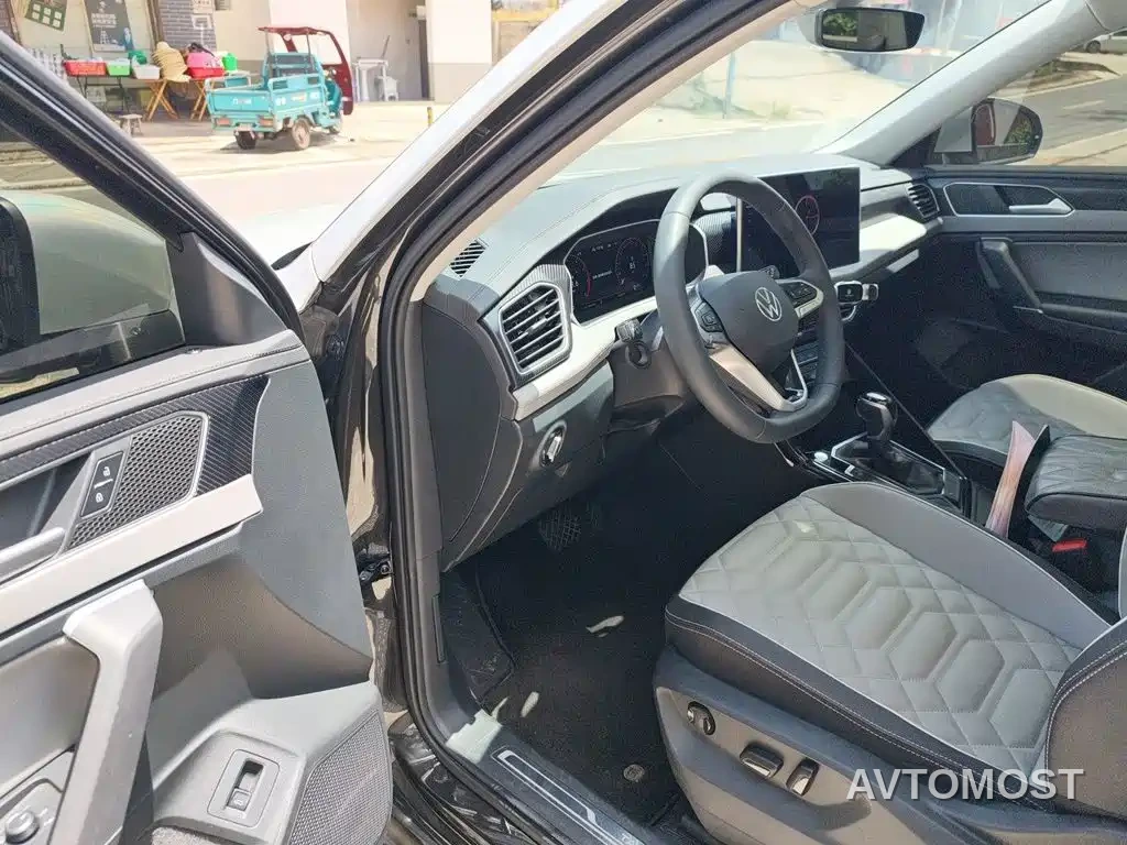 Volkswagen Tayron 2024 330TSI 2WD Luxury Plus Advanced — фото 14