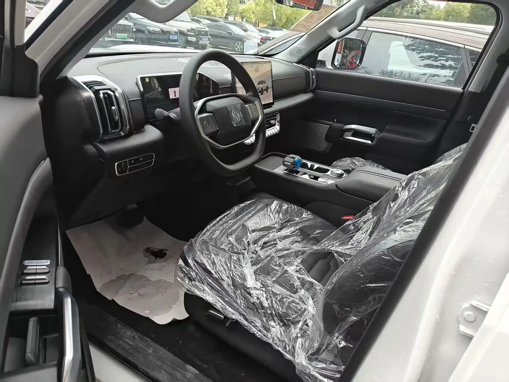 Dongfeng Zhengzhou Nissan Z9 GE PHEV 2025 135KM 4WD Explorer Edition — фото 7