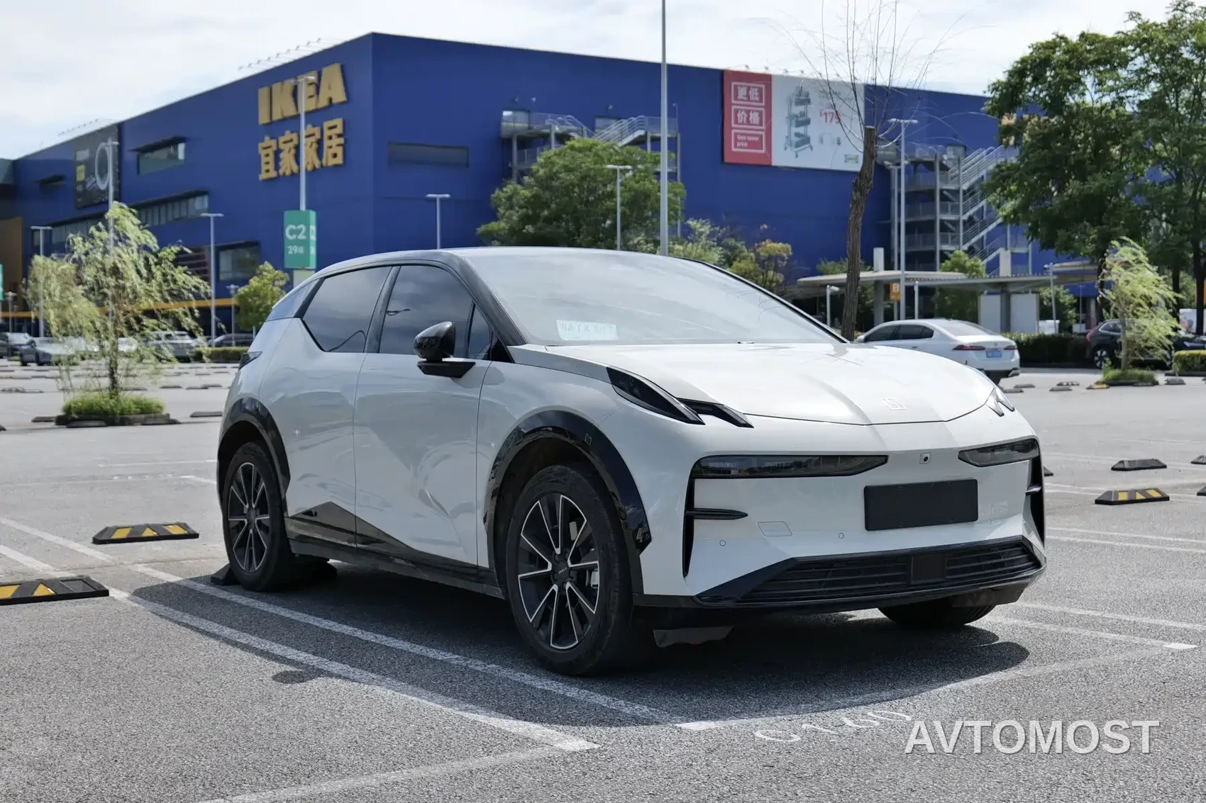 Zeekr X 2024 Model 4-Seat RWD Version — фото 3