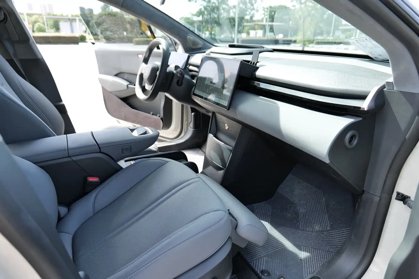 Zeekr X 2024 Model 4-Seat RWD Version — фото 10