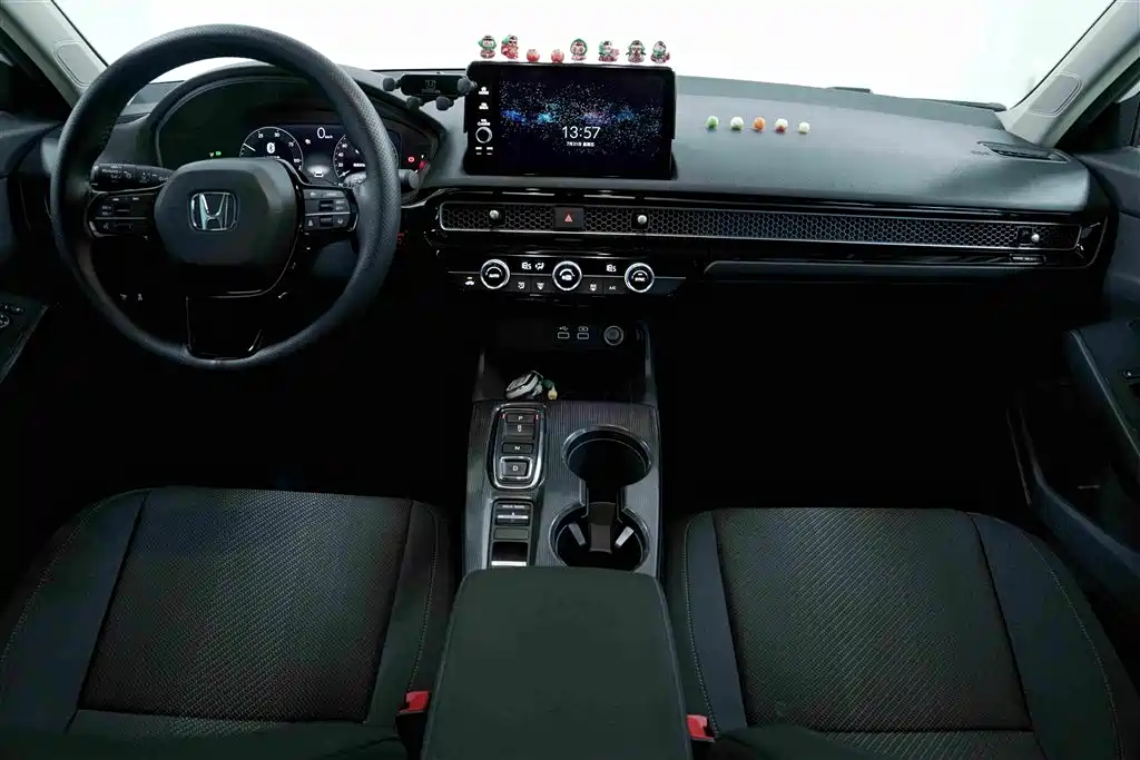 Honda Integra 2023 2.0L e:HEV Sharp Tech Edition — фото 4