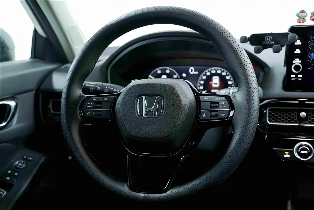 Honda Integra 2023 2.0L e:HEV Sharp Tech Edition — фото 5