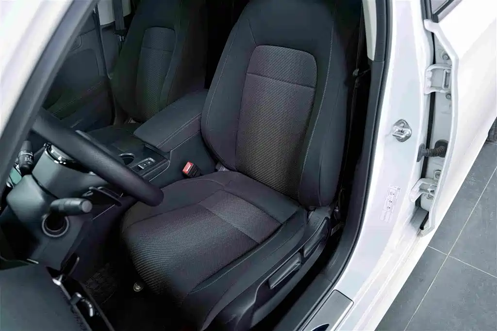 Honda Integra 2023 2.0L e:HEV Sharp Tech Edition — фото 11