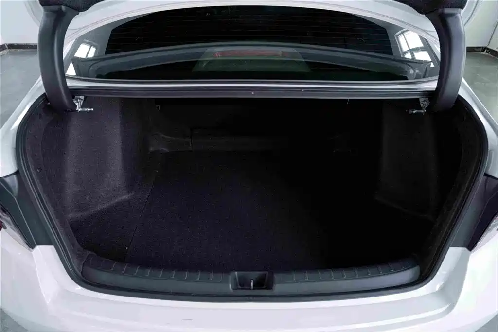 Honda Integra 2023 2.0L e:HEV Sharp Tech Edition — фото 18
