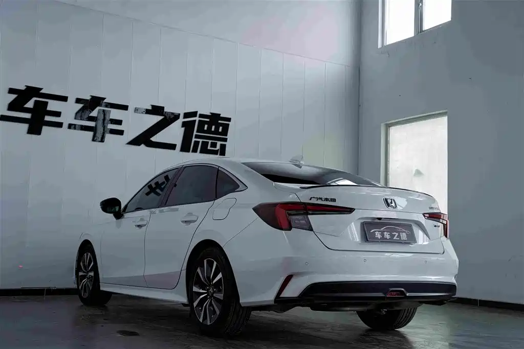 Honda Integra 2023 2.0L e:HEV Sharp Tech Edition — фото 21