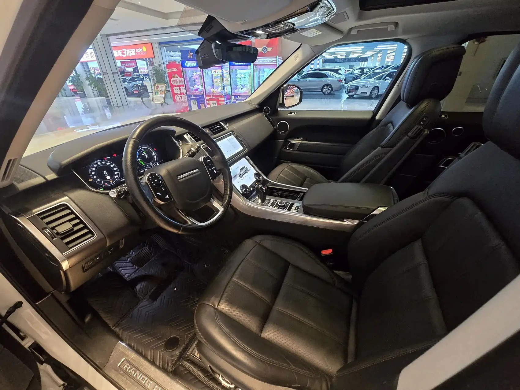 Land Rover Range Rover Sport PHEV 2022 P400e SE — фото 4