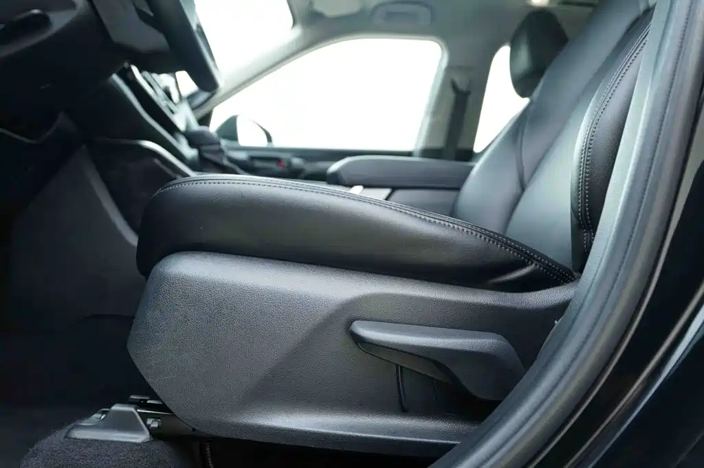 Toyota Highlander 2023 2.5L Smart Hybrid Dual Engine FWD Elite 5-Seater — фото 12