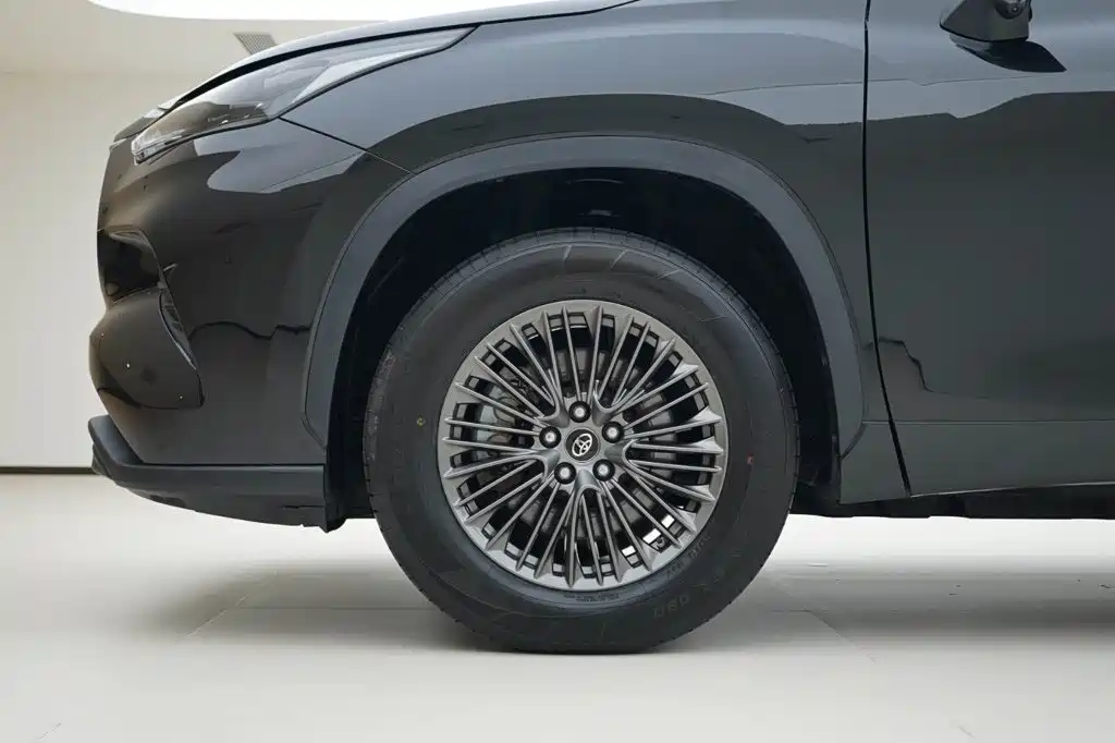 Toyota Highlander 2023 2.5L Smart Hybrid Dual Engine FWD Elite 5-Seater — фото 15