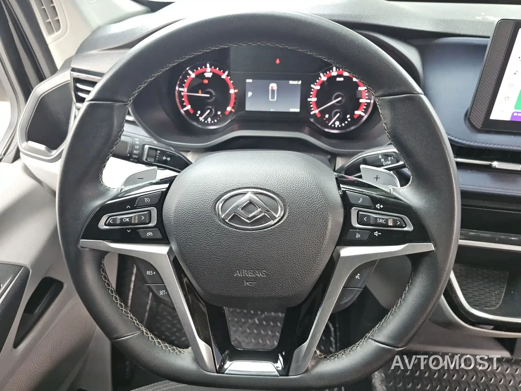 SAIC Maxus Xintu V90 2024 Zhijie 2.0T Automatic FWD Long Wheelbase High Roof Single Rear Tire 6/7-Seater — фото 12