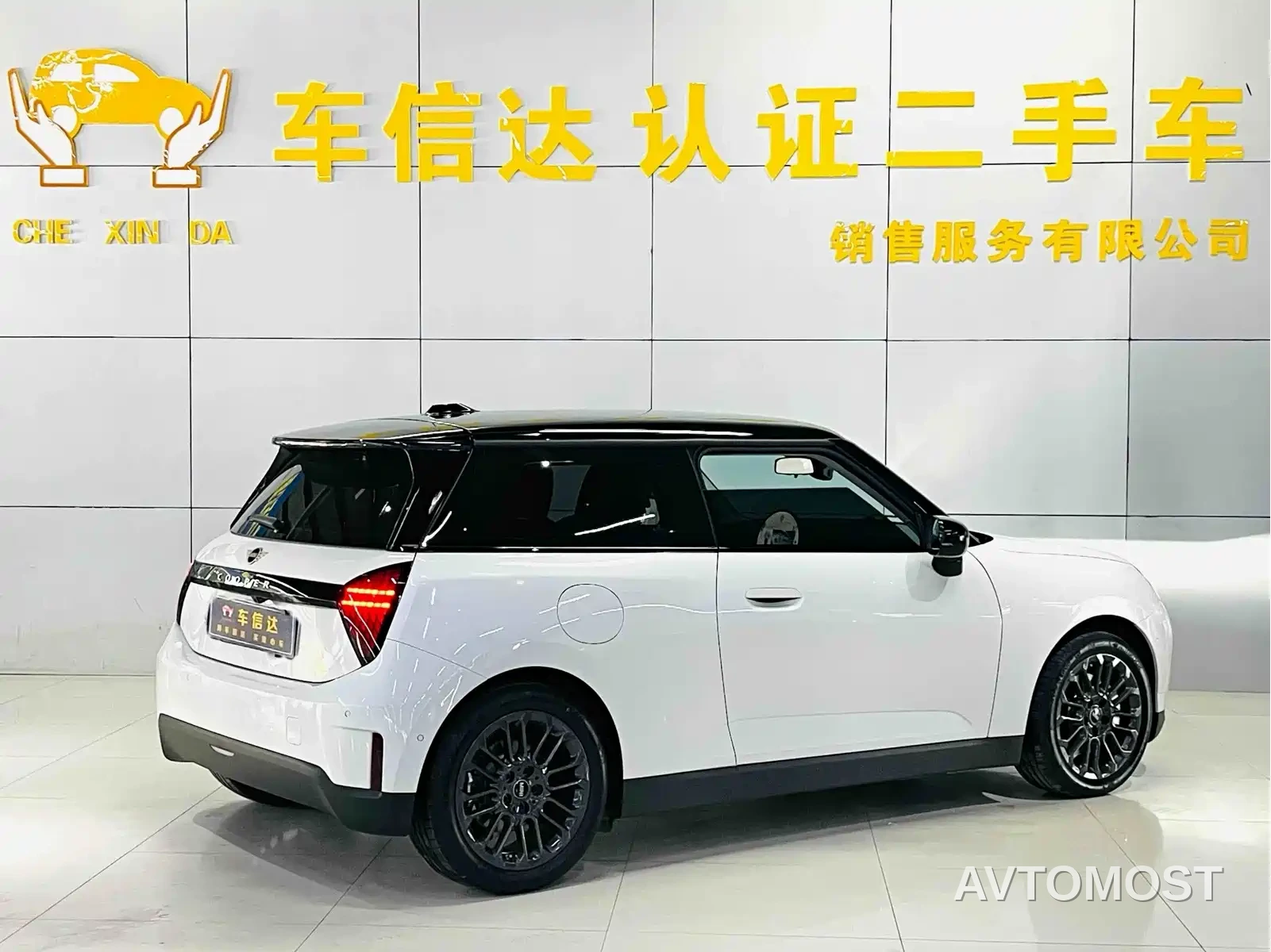 MINI Electric MINI COOPER 2026 456km COOPER E Classic — фото 3