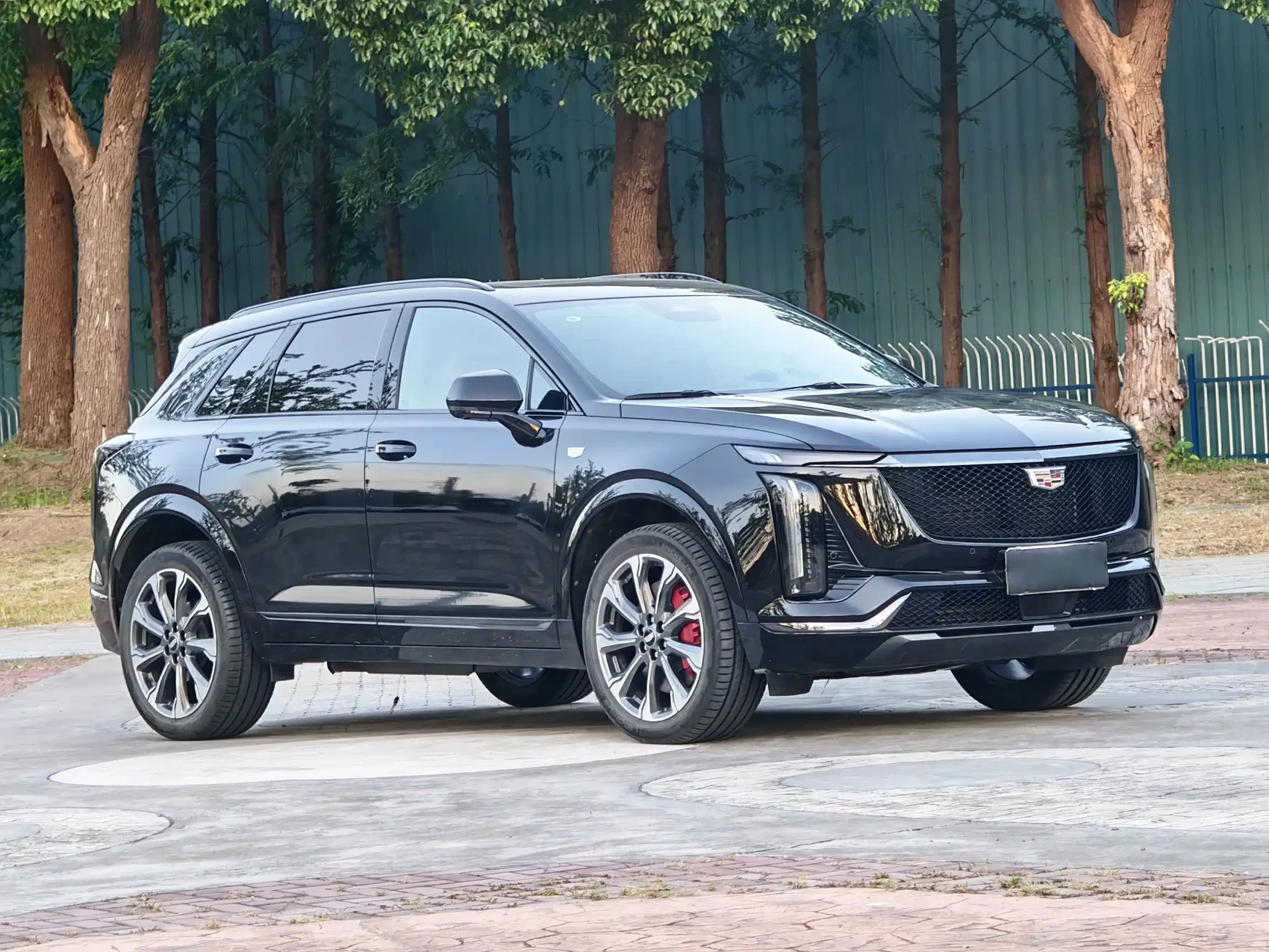 Cadillac XT5 2025 Model 2.0T Platinum — фото 3