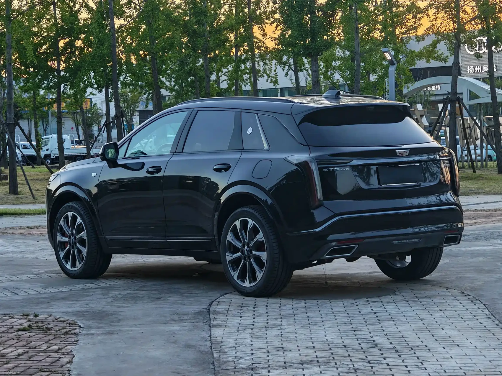 Cadillac XT5 2025 Model 2.0T Platinum — фото 7