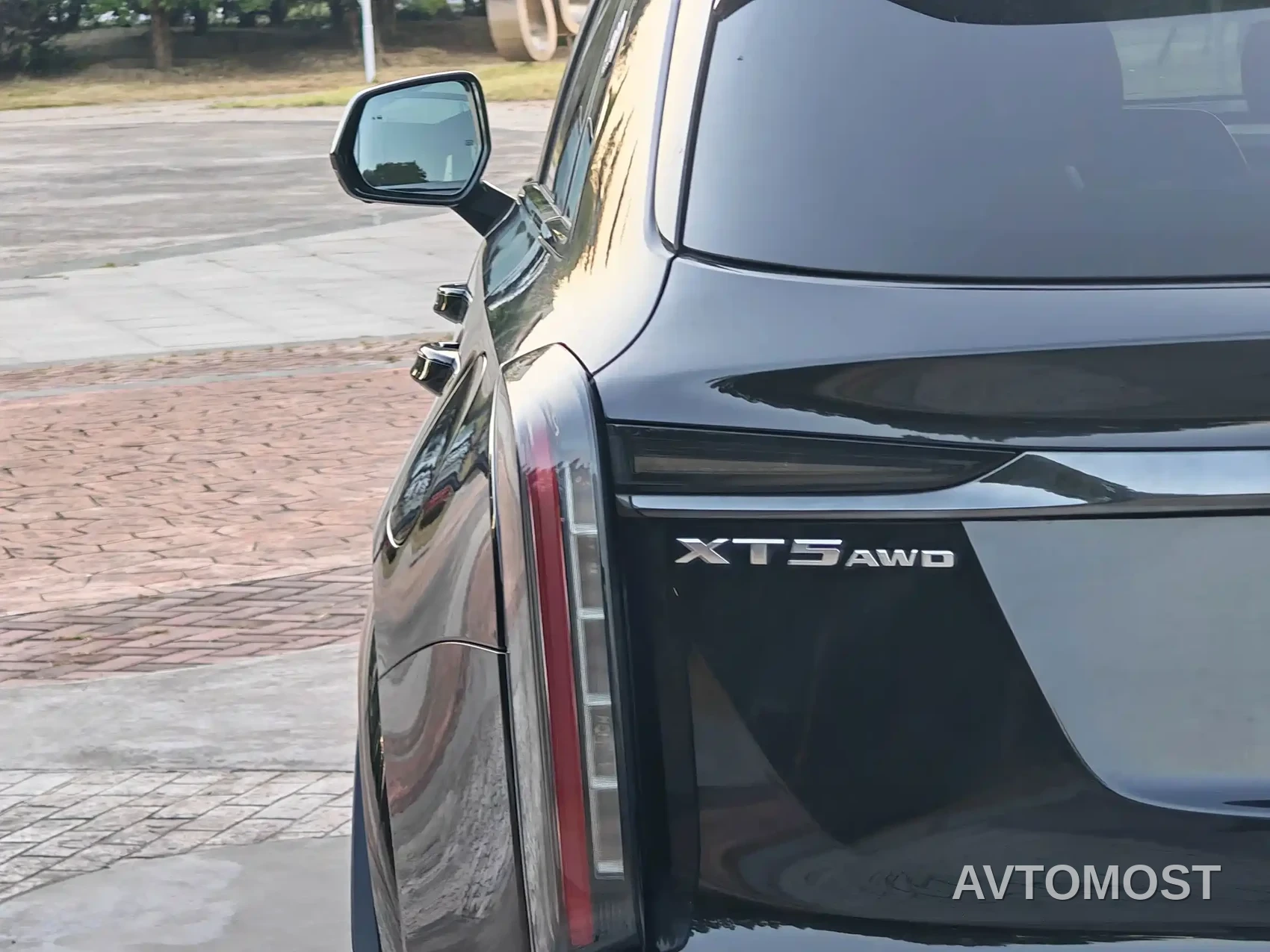 Cadillac XT5 2025 Model 2.0T Platinum — фото 8