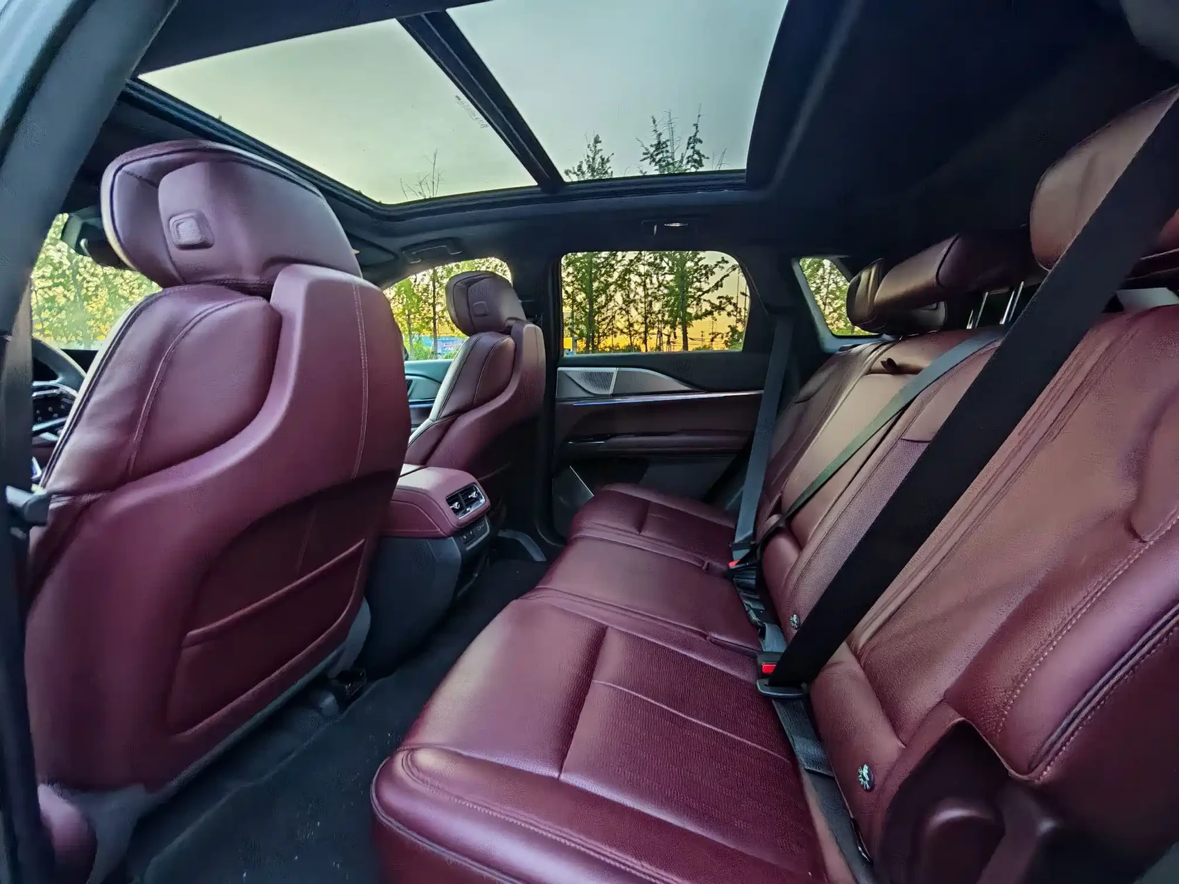 Cadillac XT5 2025 Model 2.0T Platinum — фото 14