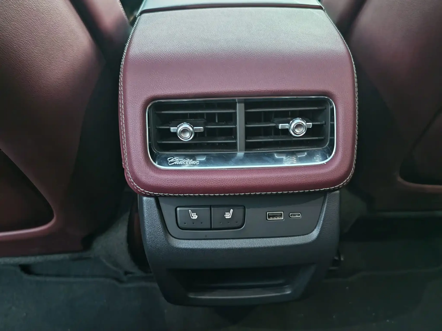 Cadillac XT5 2025 Model 2.0T Platinum — фото 20