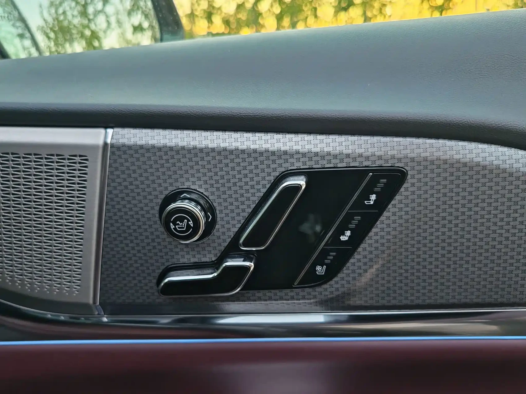 Cadillac XT5 2025 Model 2.0T Platinum — фото 24