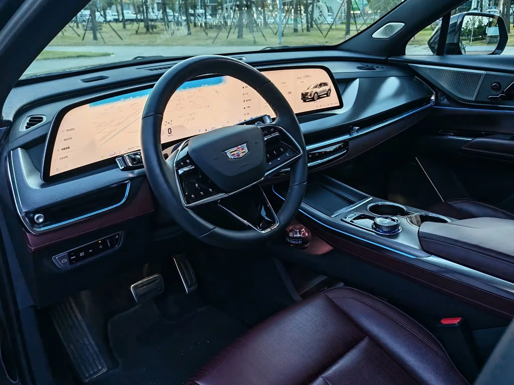 Cadillac XT5 2025 Model 2.0T Platinum — фото 27